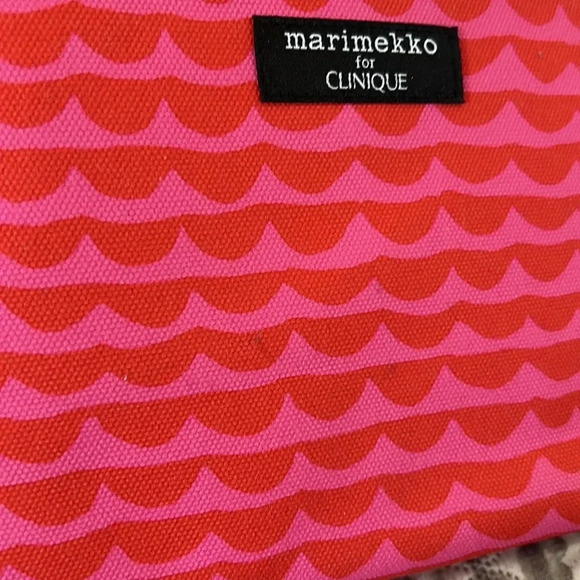 GUC Marimekko for Clinique Makeup bag. - Picture 4 of 4